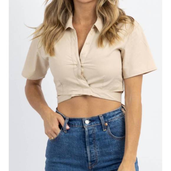 NEW CRESCENT varda wrapped crop top in beige - Picture 2 of 3